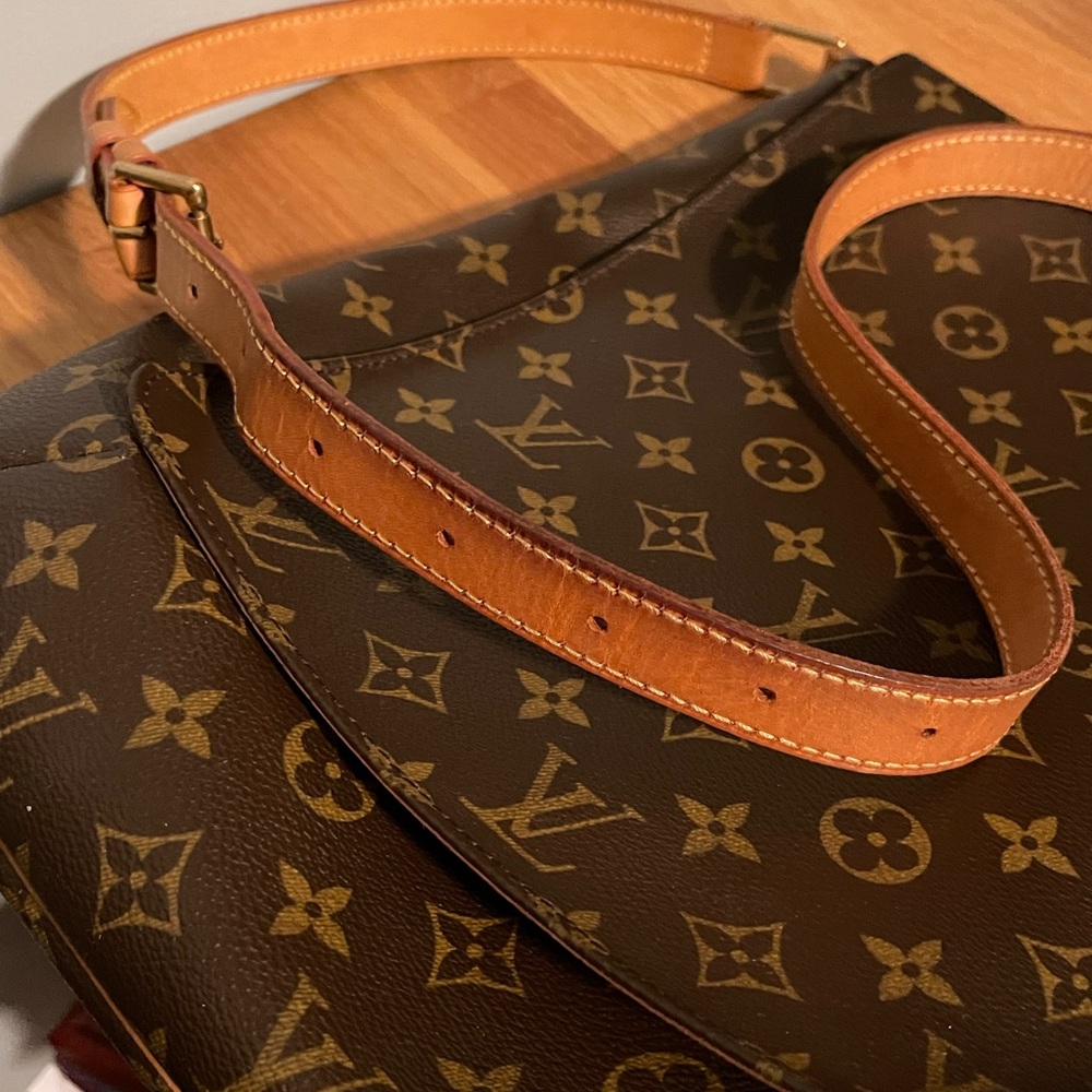 Louis Vuitton Monogram Musette Salsa GM - Picture 3 of 6